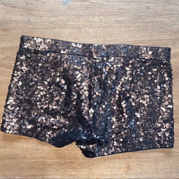 Express Pants - Express sequin short shorts size 4